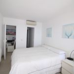 012002 Hauptschlafzimmer